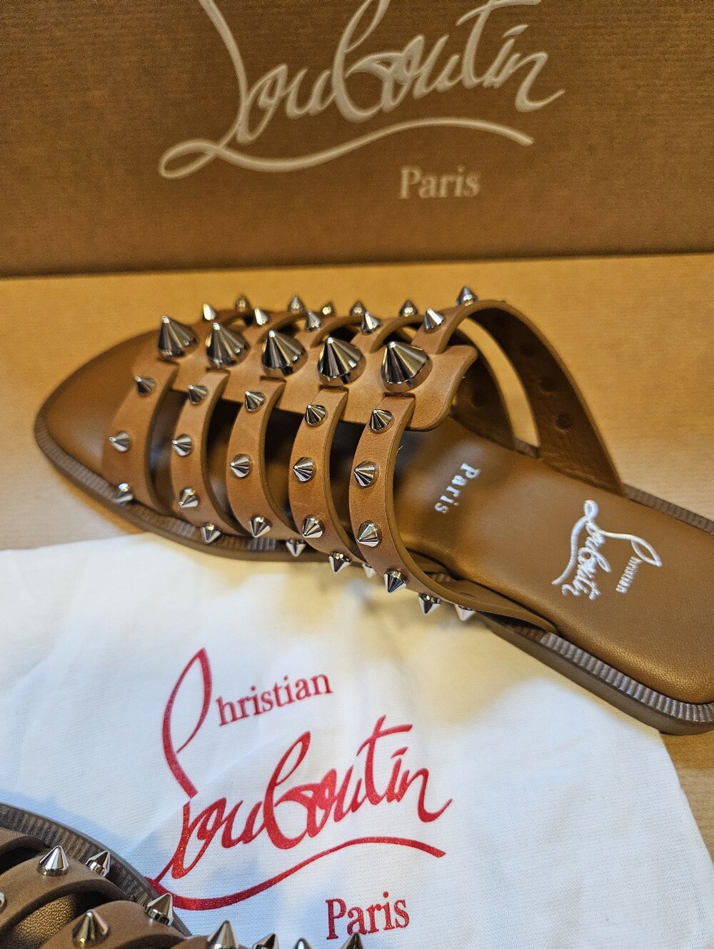 $945 Christian Louboutin CHARJA Spiked Flat Leather Sandals Slides Size 37.5 - Picture 6 of 9